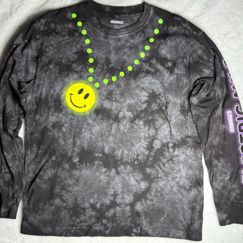 Insomniac ELECTRIC MILE EDC
Festival Long Sleeve Bleached Shirt - Picture 9 of 9